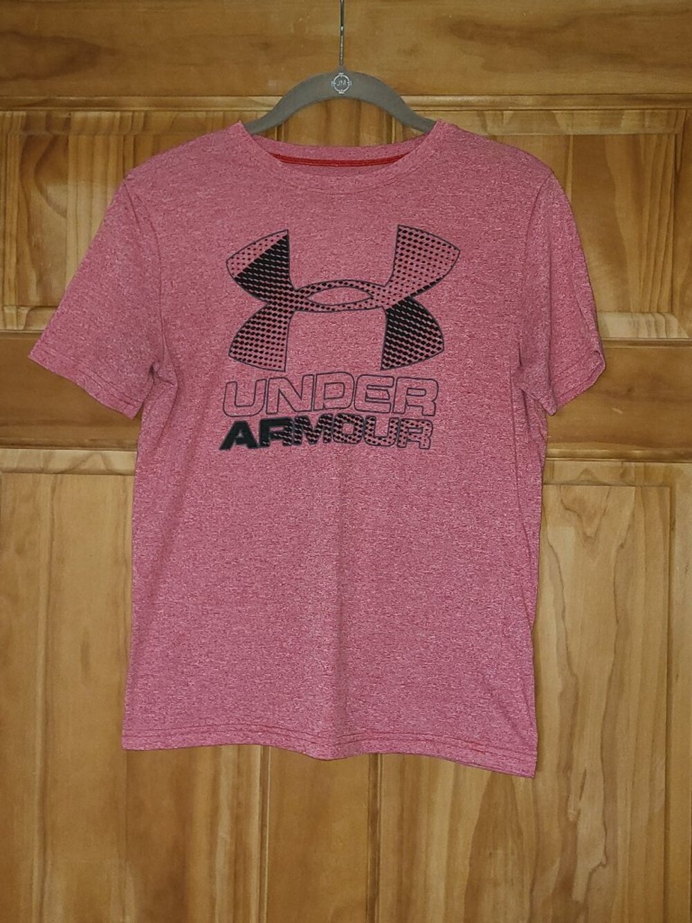 5/$30 Boys Under Armour Loose heatgear Red/Black Short Sleeve T-Shirt